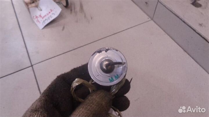 Клапан кондиционера Cadillac SRX 2003-2009