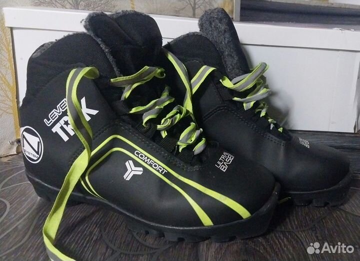 Ботинки лыжные