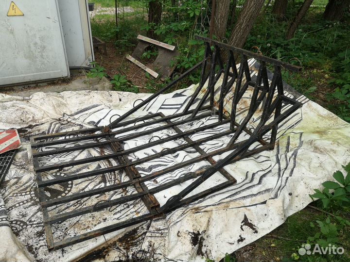 Стойка для 3 мотоциклов в кузов Mitsubishi L200