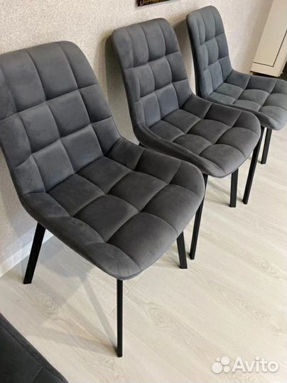 Стул на металлокаркасе Челси черный / темно-серый