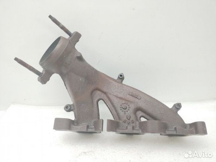 Выпускной коллектор правый Chrysler 300C LX 2.7