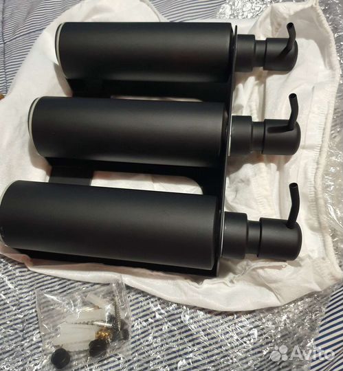 Держатель для жидкого мыла, шампуня с дозатором