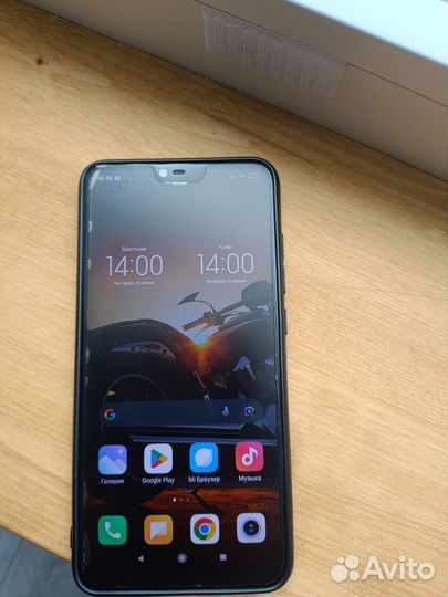 Xiaomi Mi 8 Lite, 4/64 ГБ