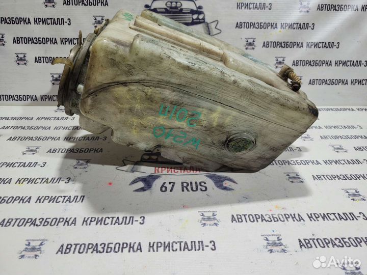 Бачок омывателя mercedes w210
