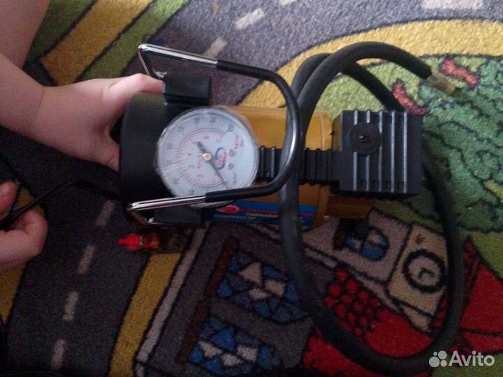 Компрессор автомобильный