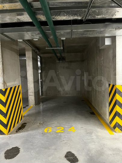 Машиноместо, 13 м²