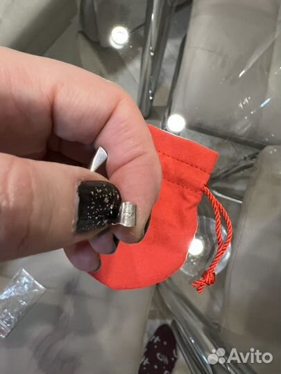 Серебряный крест c амулетом