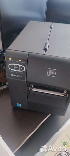 Термотрансферный принтер этикеток zebra ZT220