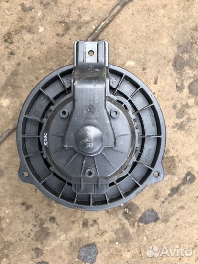 Киа Рио.хендай солярис.моторчик печки