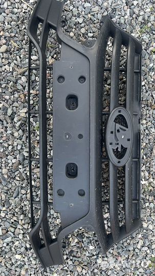 Решетка бампера Granta FL