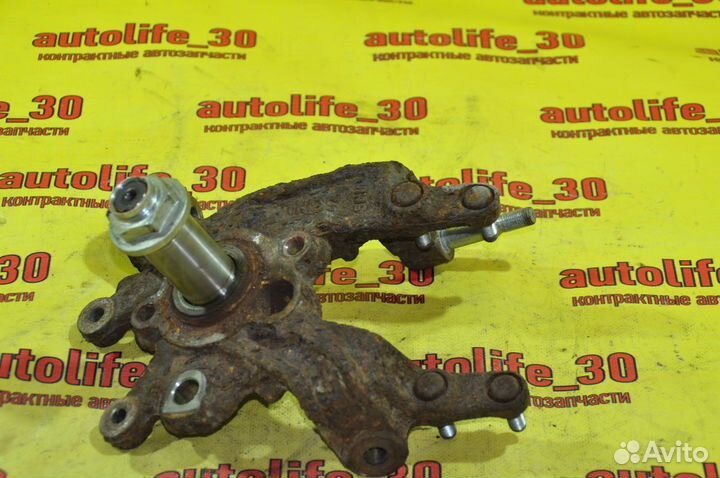 Кулак поворотный задний левый Honda Accord 7