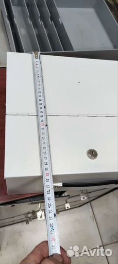 Ящик металлический с замком