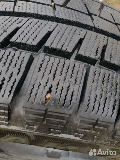 Bridgestone Blizzak Revo GZ 205/55 R16