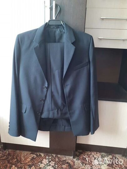 Школьный костюм из Турции,новый