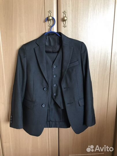 Школьный костюм