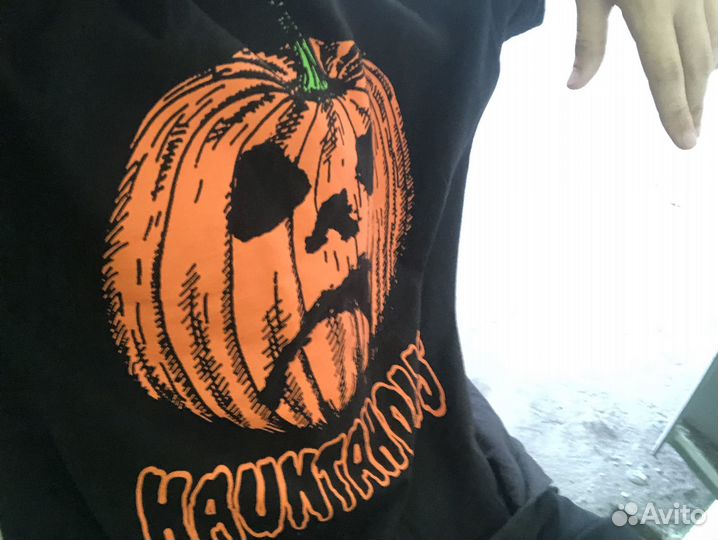 Футболка haunted mound оригинал