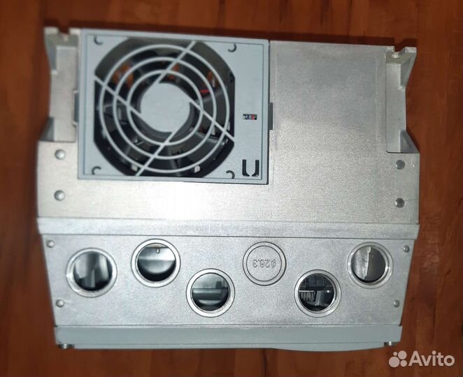 Инвертор FC-102P1K1 Danfoss VLT частотник