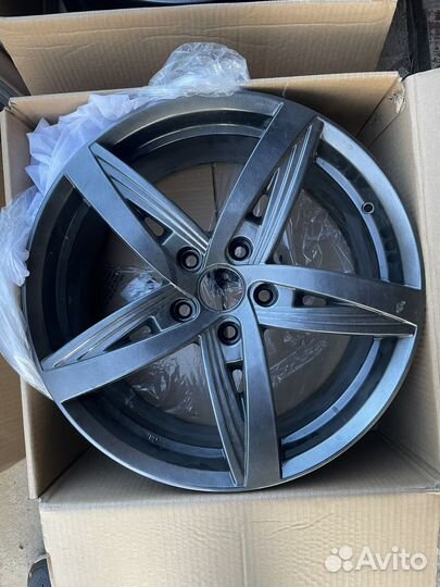 Диски r18 кик 559