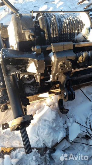 Лебедка задня Урал