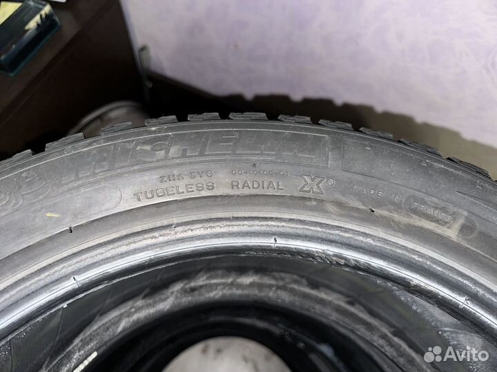 Michelin X-Ice North 215/50 R17 95T