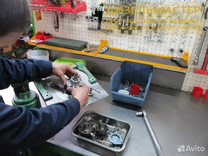 Форсунка Mercedes 0445115005 OM642