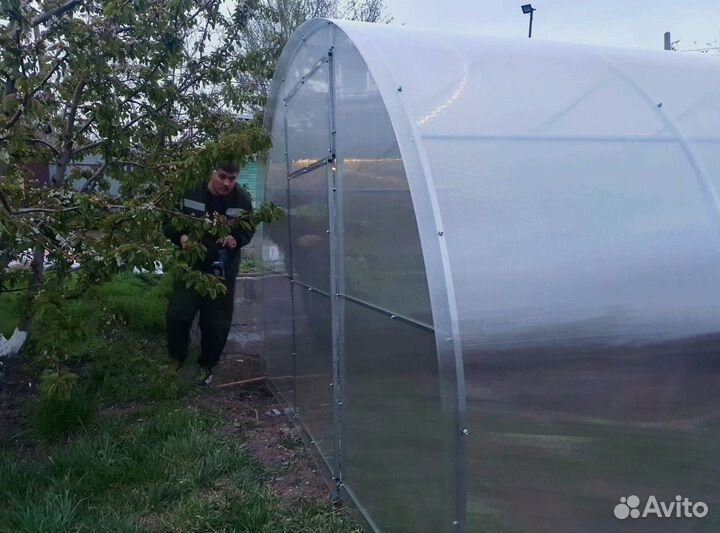 Теплица из поликарбоната