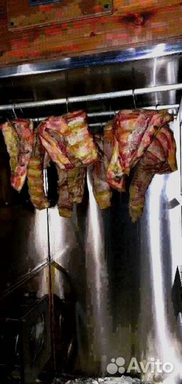 Коптильня с крючками для мяса