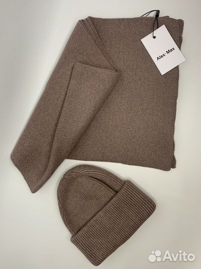 Комплект Шапка и шарф женский