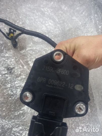 Датчик уровня масла двигателя 215902F600 Hyunda