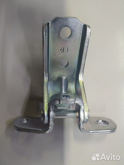 Петля двери Hyundai/Kia 79320-2V000