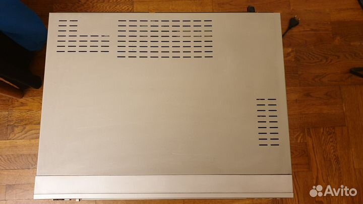 Видеомагнитофон JVC HR-S9700EU