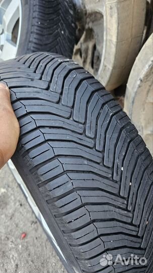 R15 Michelin CrossClimate 185/65, PCD 4x100 DIA 56.6
