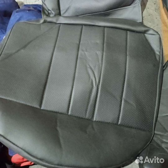 Автомобильные чехлы из экокожи