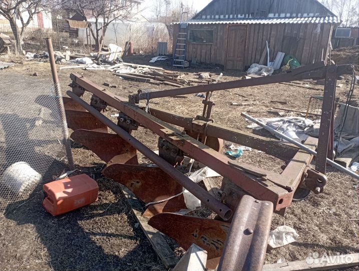 Плуг 5 корпусной