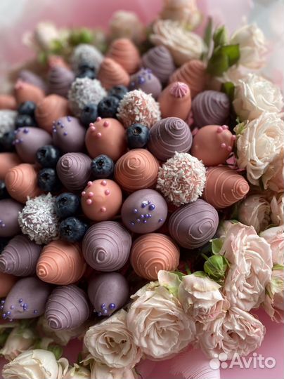 Клубника в шоколаде, съедобные букеты в Нахабино