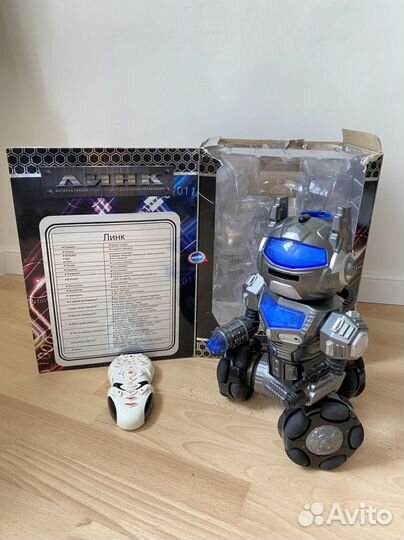 Игрушка робот