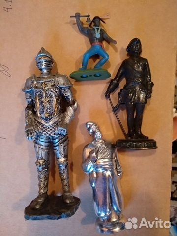 Фигурки статуэтки Пётр Первый и др