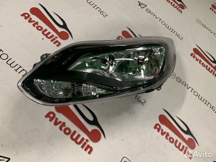 Фара левая Ford Focus 3 черная маска