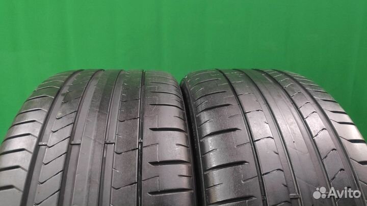 Pirelli P Zero PZ4 265/35 R22 102V