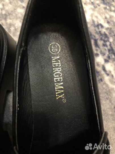 Лоферы женские