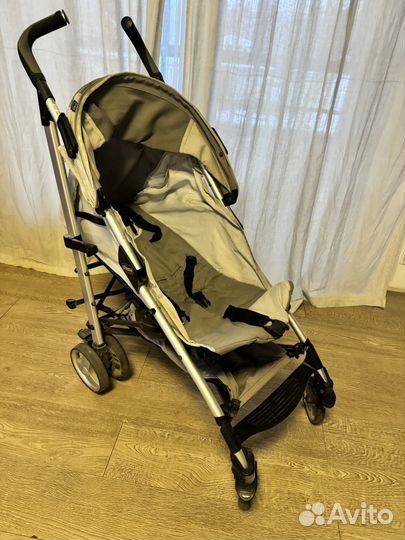 Коляска прогулочная chicco