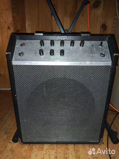 Комбоусилитель Vermona Regent R222