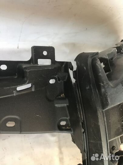 Бампер передний Mitsubishi Pajero Sport