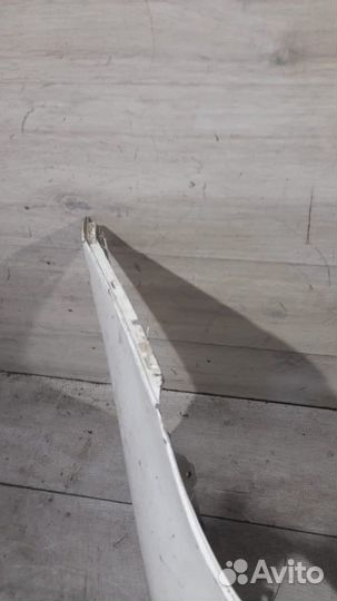 Бампер передний передний Toyota Prius Xw30 С 2011