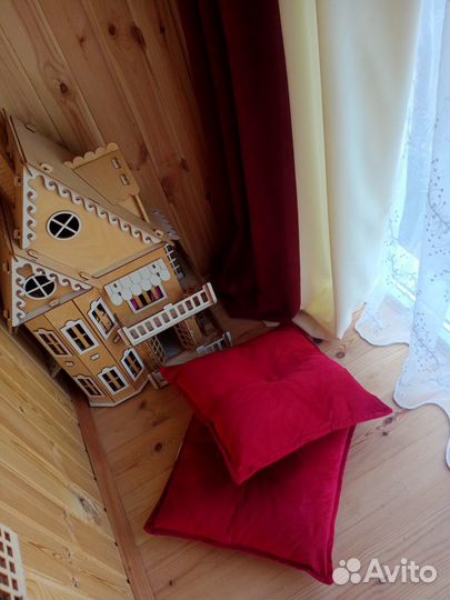 Комплект штор, новые и подушечки в подарок