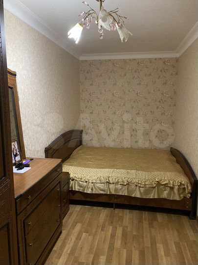 2-к. квартира, 43 м², 2/4 эт.