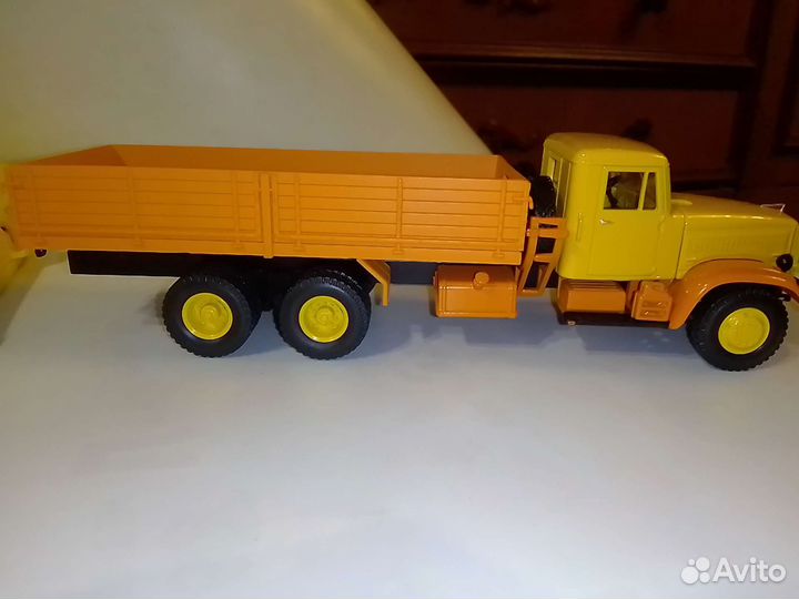 Модель Краз 219Б/257Б 