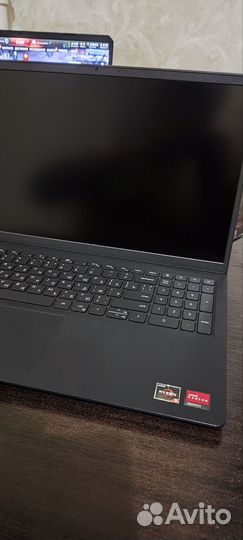 Ноутбук dell vostro