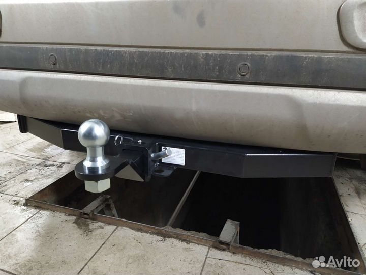 Фаркоп на Mitsubishi Outlander 2012