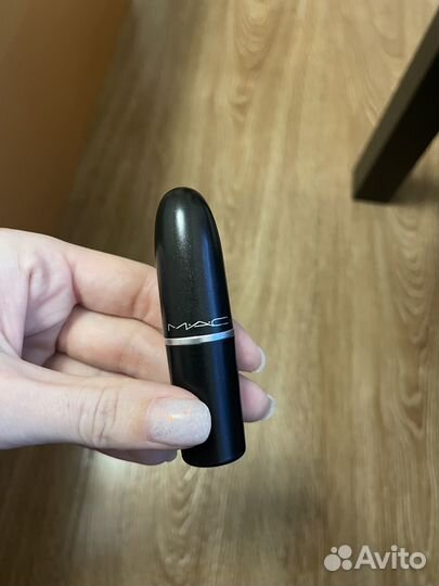 Помада mac матовая